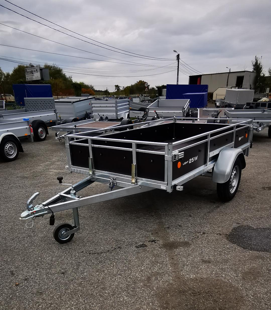 Remorca VESTA 25 W-K (producție Serbia)